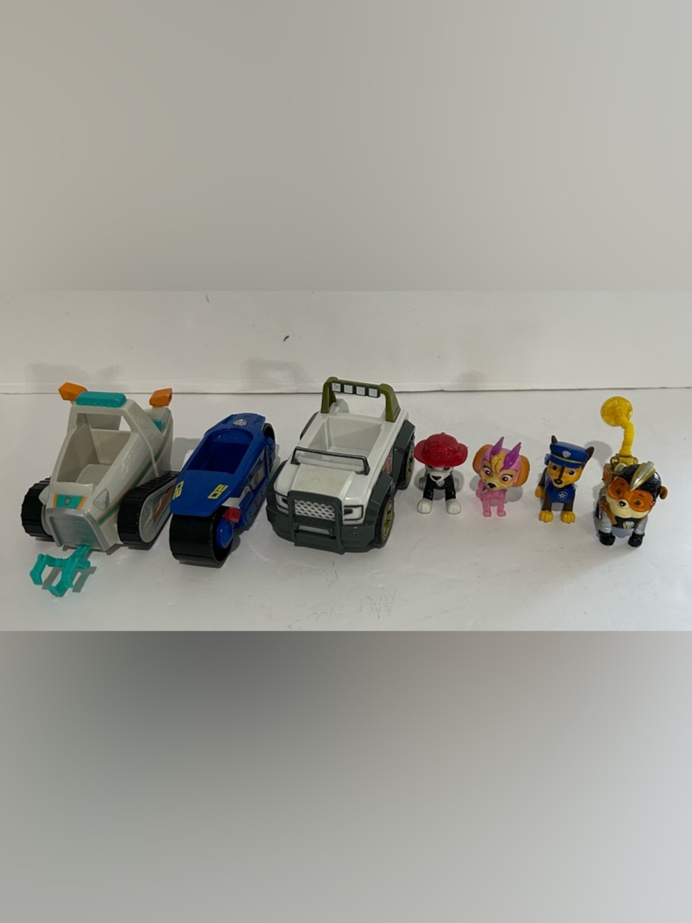 Paw Patrol Jungle Rescue Vehicle Snowmobile, &‎ Police Cruiser And 4 Toys  Lot